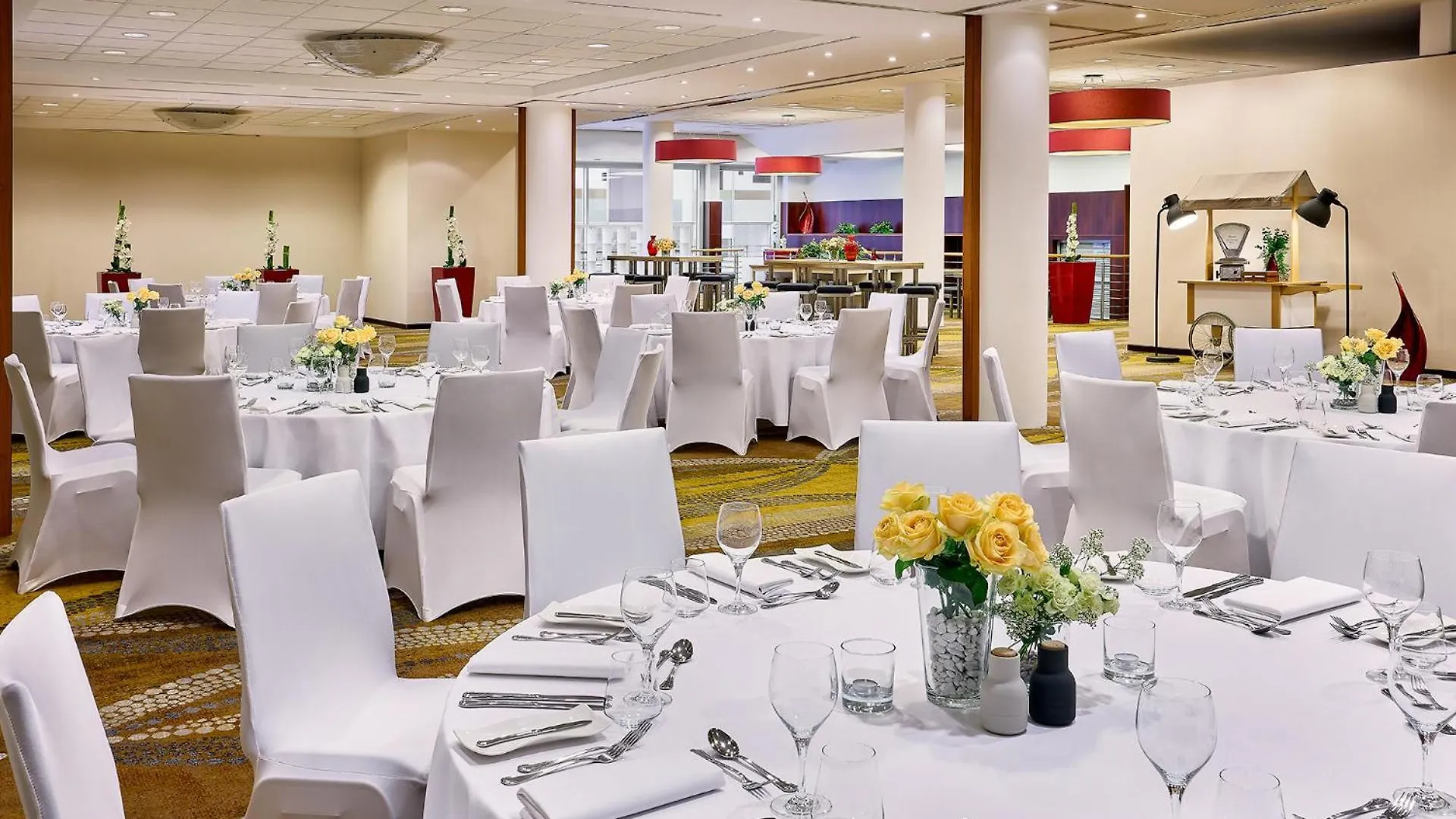Courtyard By Marriott Duesseldorf Hafen Hotel