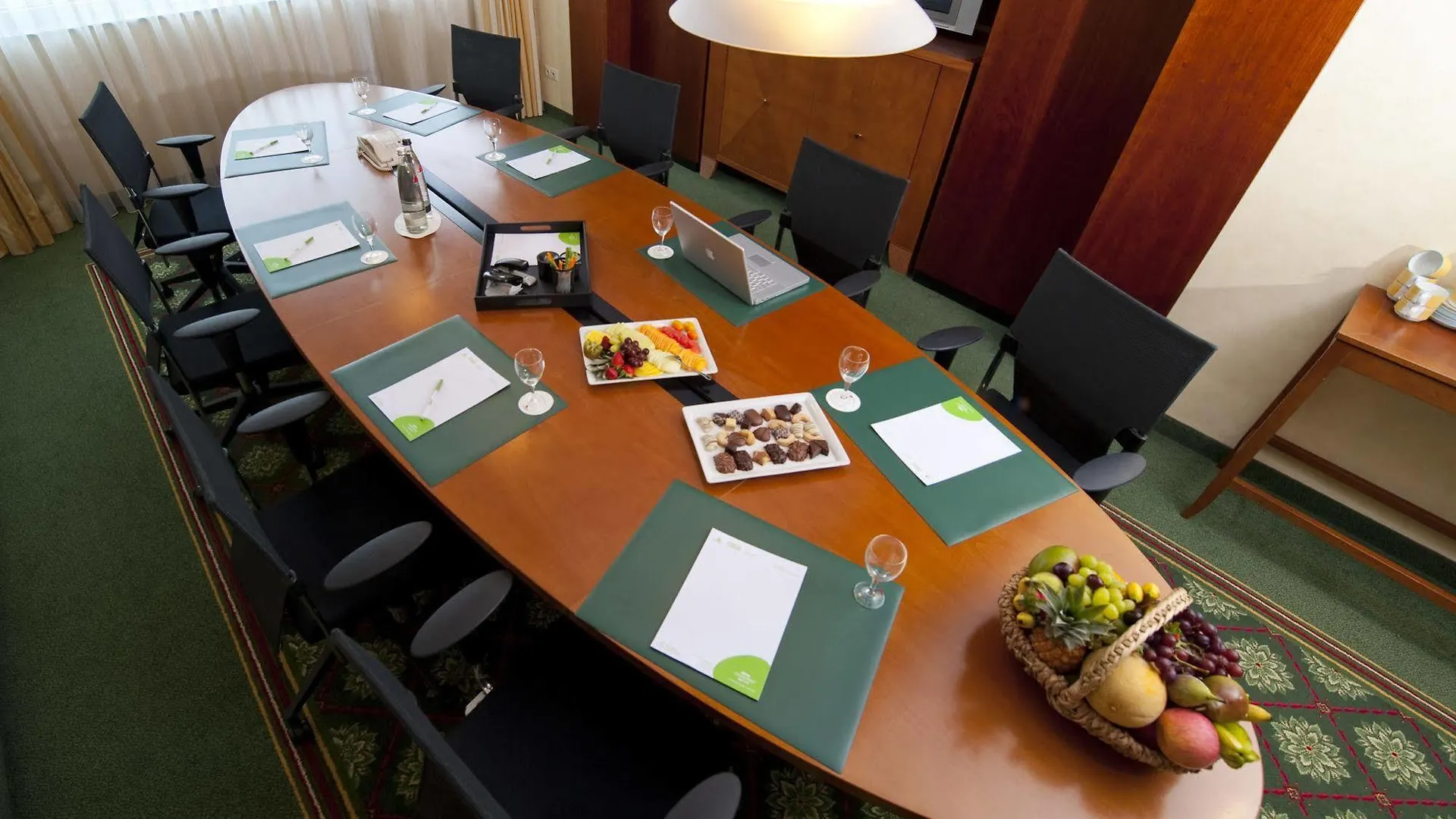 Courtyard By Marriott Duesseldorf Hafen Hotel Dusseldorf